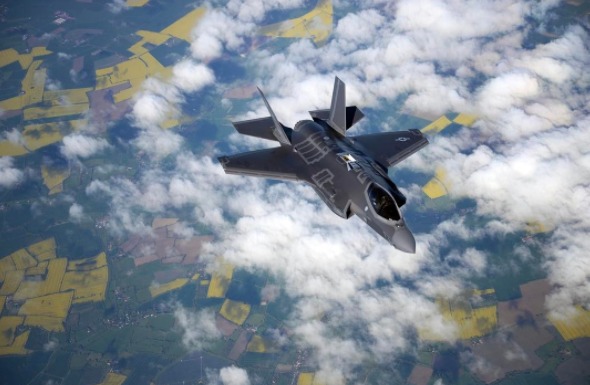 avion de chasse F-35