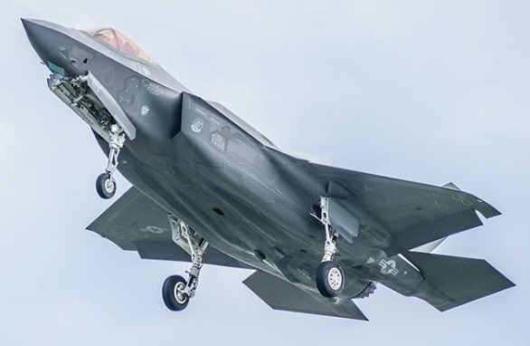 avion de chasse f35