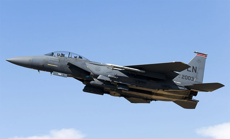 F-15 avion de chasse