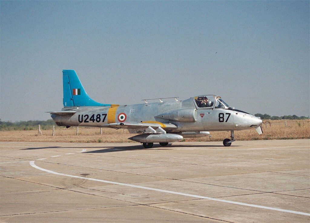 HAL HJT-16 Kiran