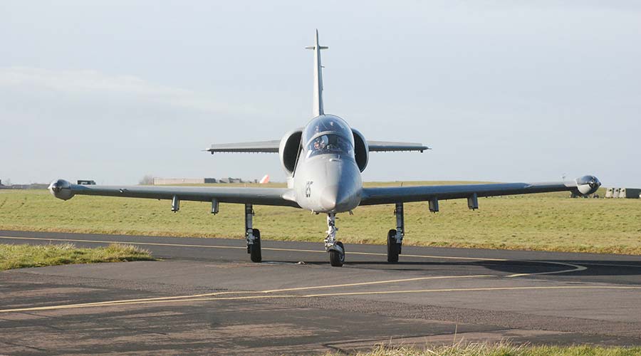 L-39 Albatros Paris