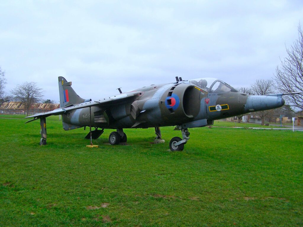 Hawker Siddeley AV-16 Advanced Harrier