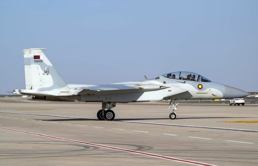 Le Qatar reçoit ses avions de chasse F-15QA