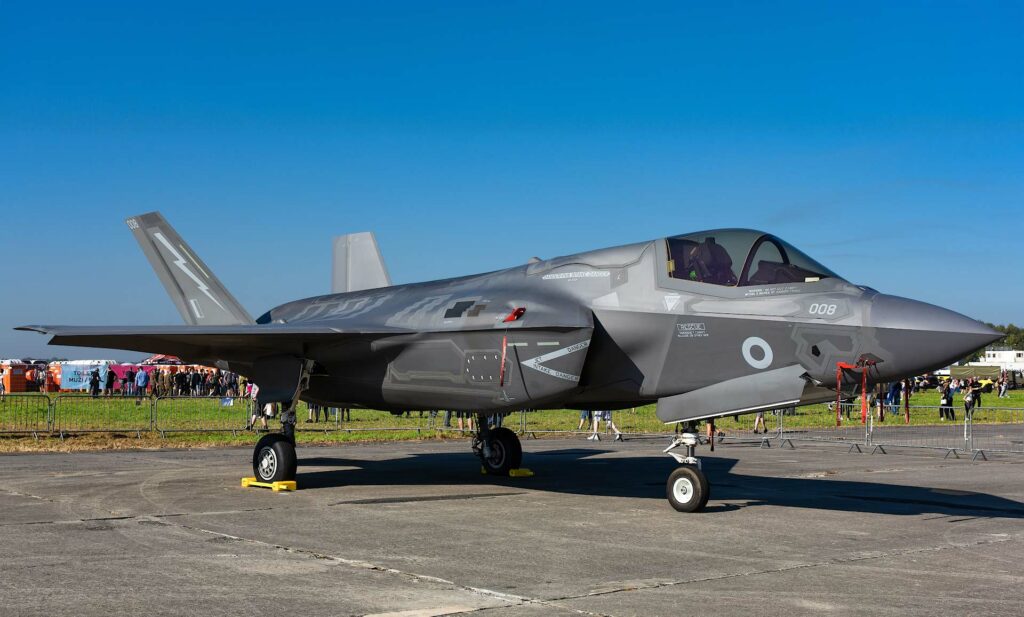 Accroissement de la flotte britannique de F-35 à 74 appareils d'ici 2033