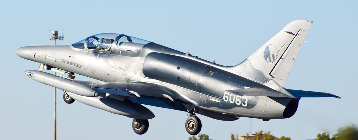 Aero L-59