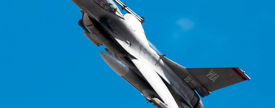 Comment l'avion de combat F-16 a façonné les missions de l'OTAN dans les guerres balkaniques