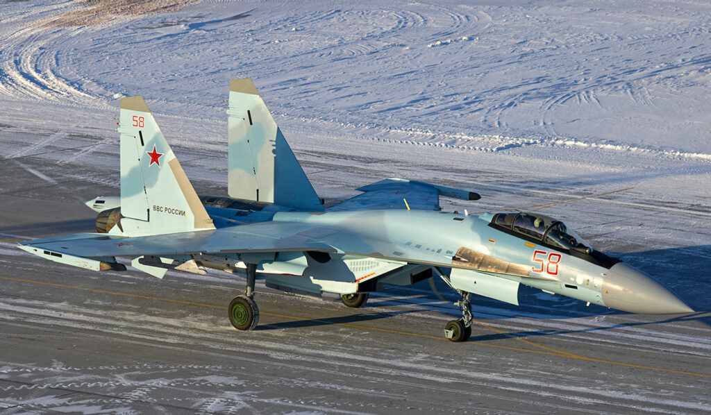 Russie : nouvelle livraison de chasseurs Su-35S en 2025