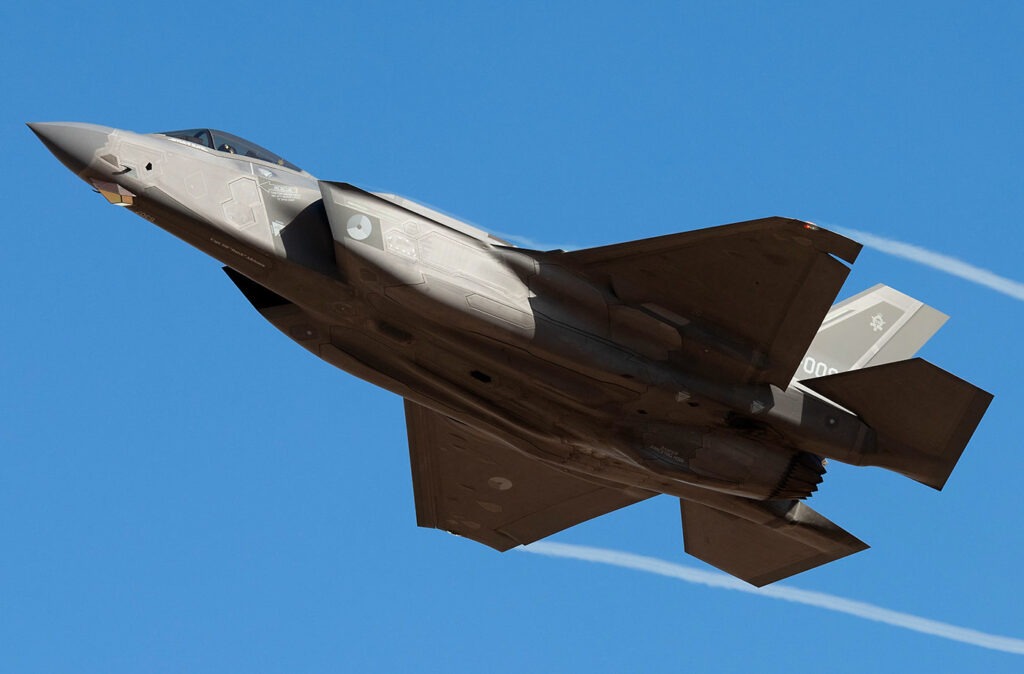 Déploiement de l'escadron F-35B VMFA-211 au Japon