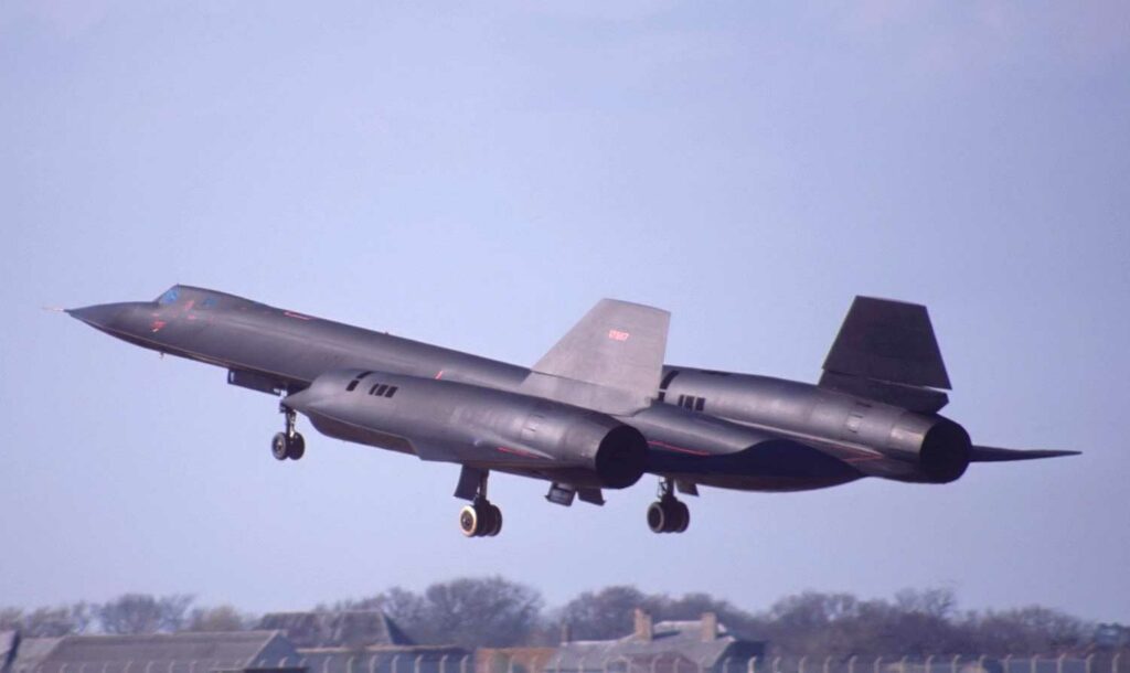 Pourquoi le SR-71 Blackbird a été conçu ainsi