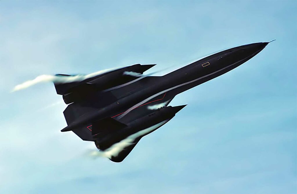 Pourquoi le SR-71 Blackbird a été conçu ainsi