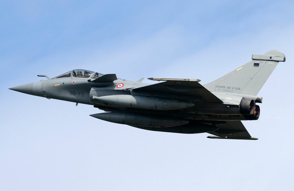 Comparaison technique : Rafale vs Su-57 en combat réel