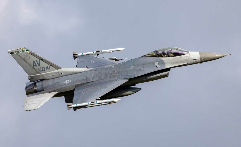 F-16 Fighting Falcon