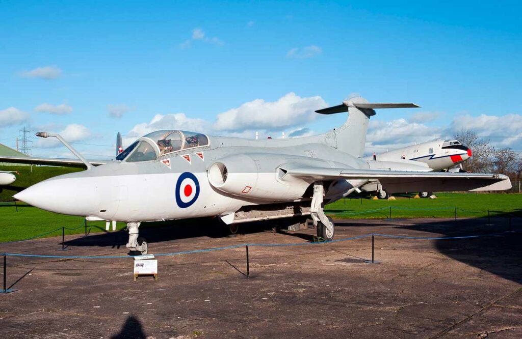 Le Blackburn Buccaneer, un avion fait pour la basse altitude