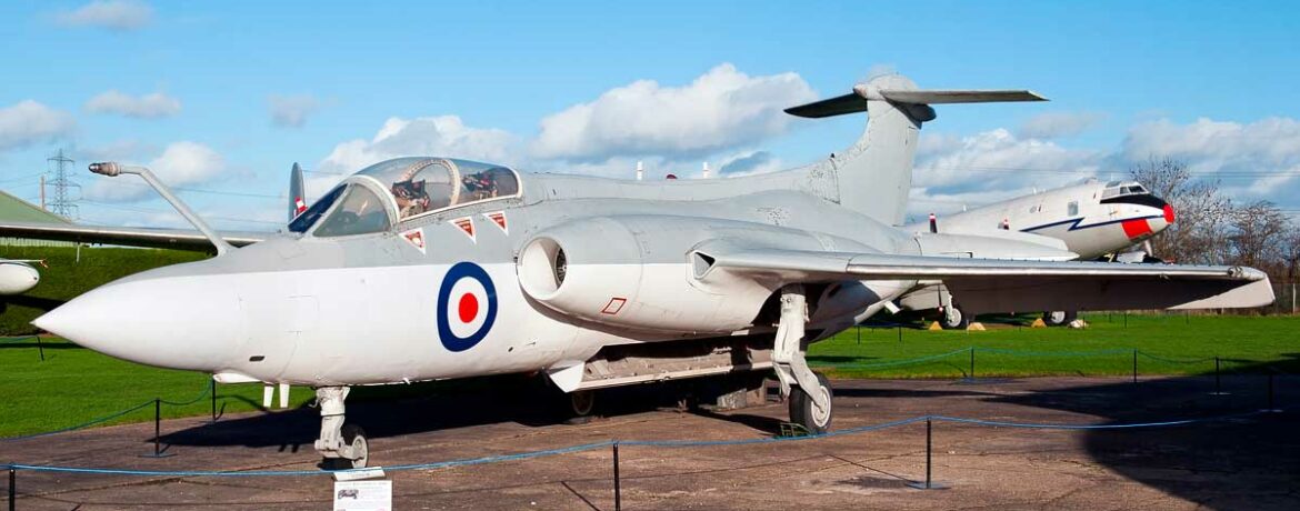 Le Blackburn Buccaneer, un avion fait pour la basse altitude