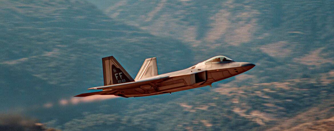 F-22 Raptor : l’arsenal discret du chasseur furtif