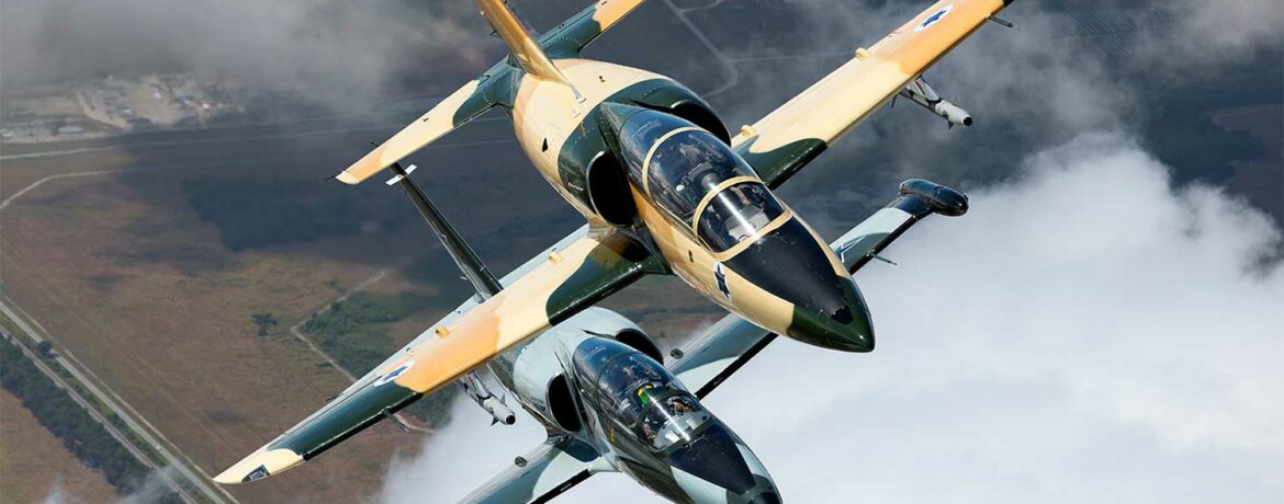 Le L-39, un jet d’entraînement devenu atout discret pour des mercenaires