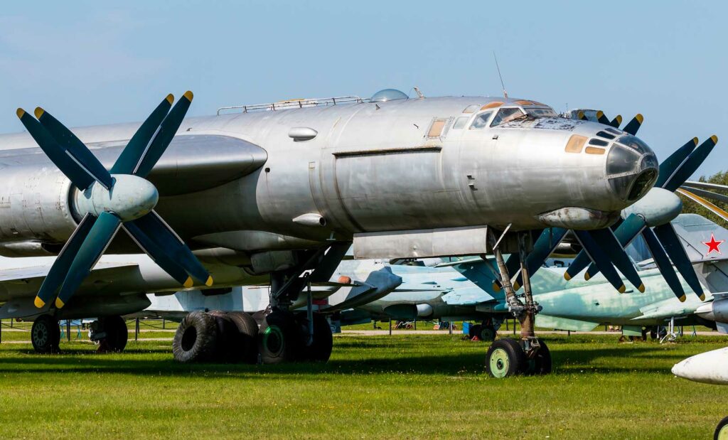 Tu-95 russes aux portes de l’OTAN : trois alertes en 72 heures