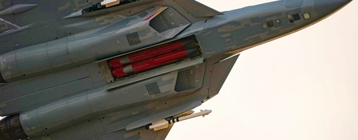 Retrouvez les informations sur le baptême en avion de chasse.