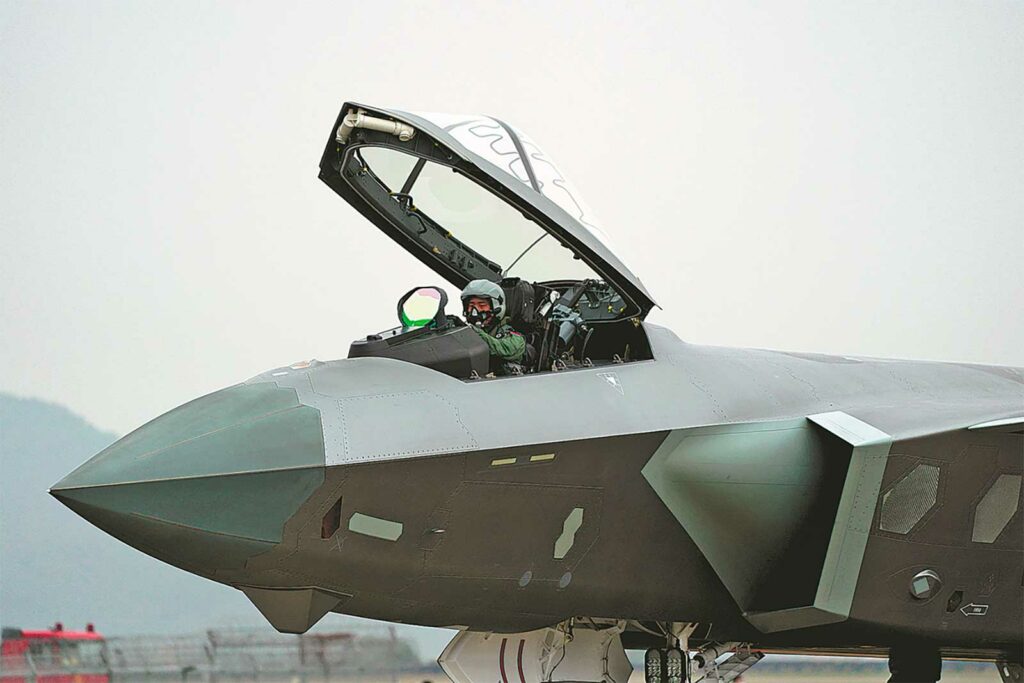 Chengdu J-20