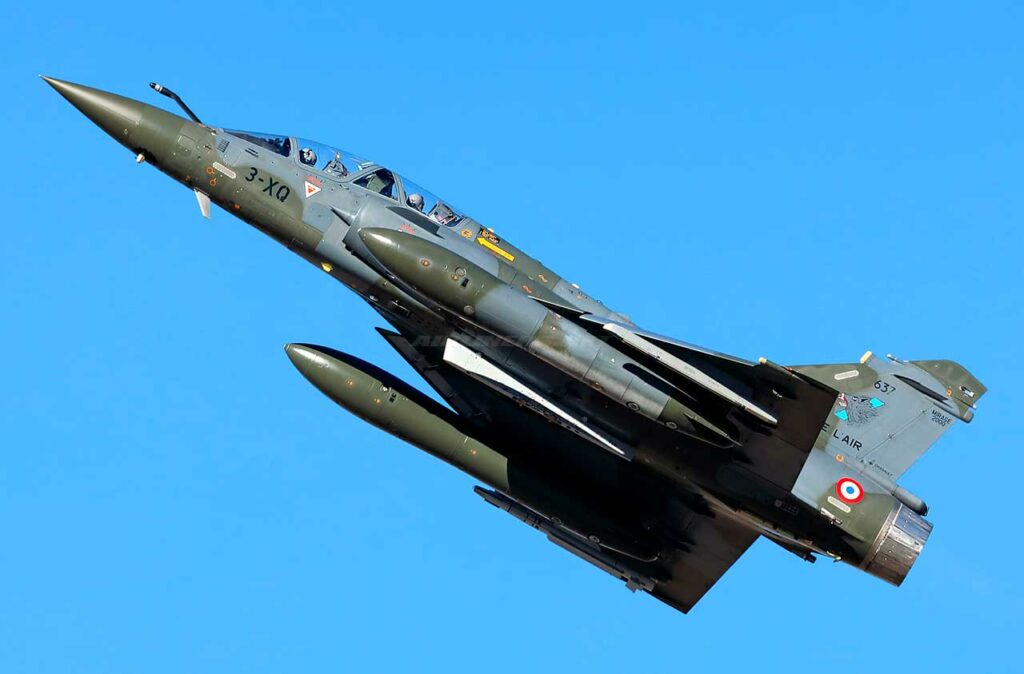 la grève du controle aérien perturbe l'aviation militaire