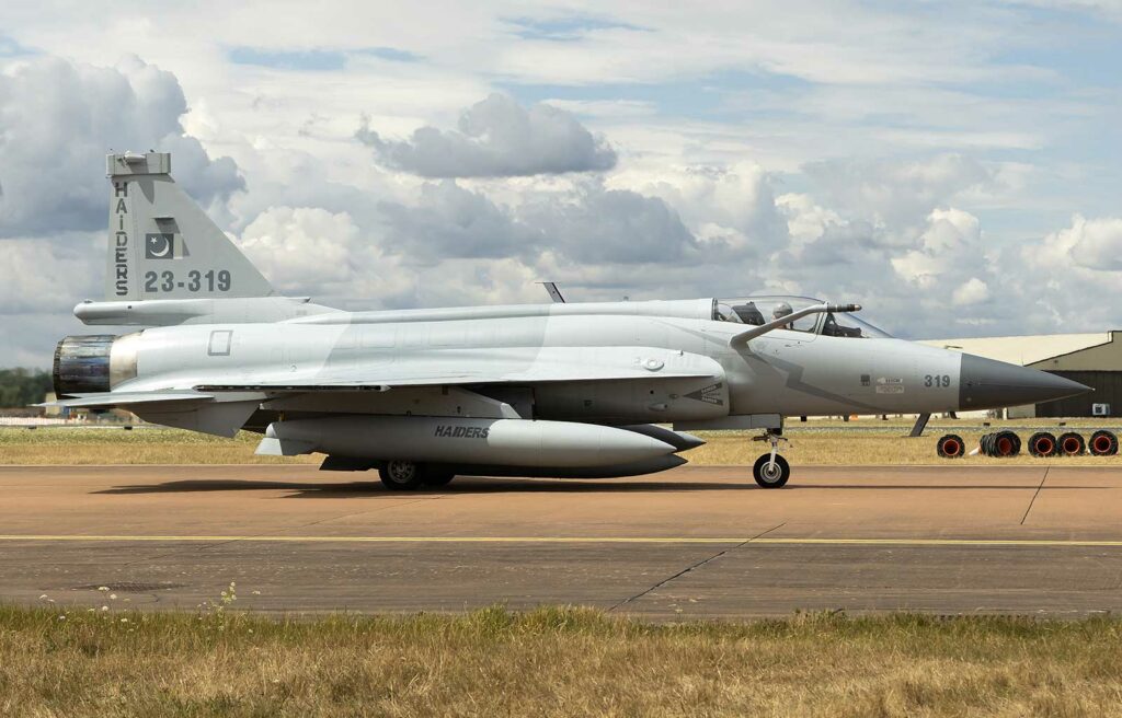 avion de chasse petits pays